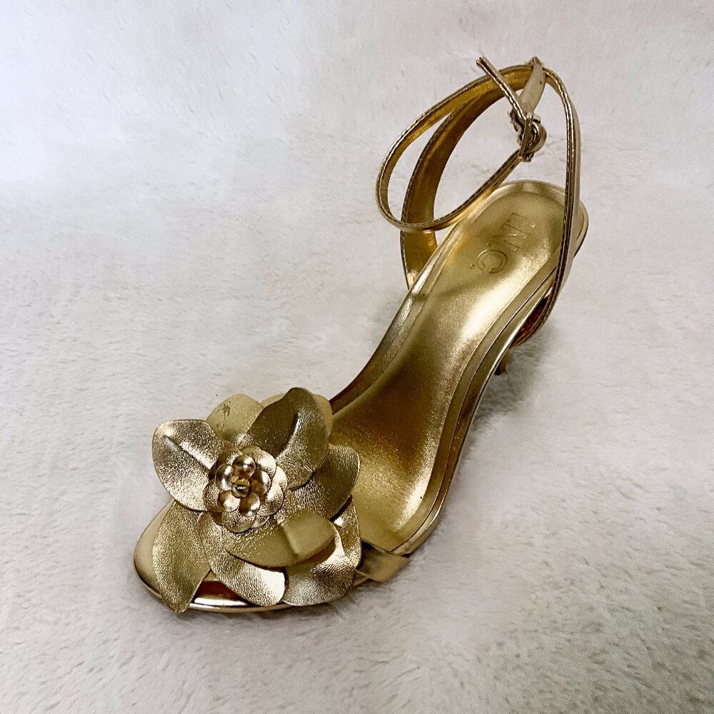 I.N.C. International Concepts Women's Devynn Flower Dress Sandals